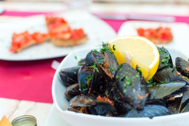 Consejos para Comprar Marisco de Calidad en Sevilla